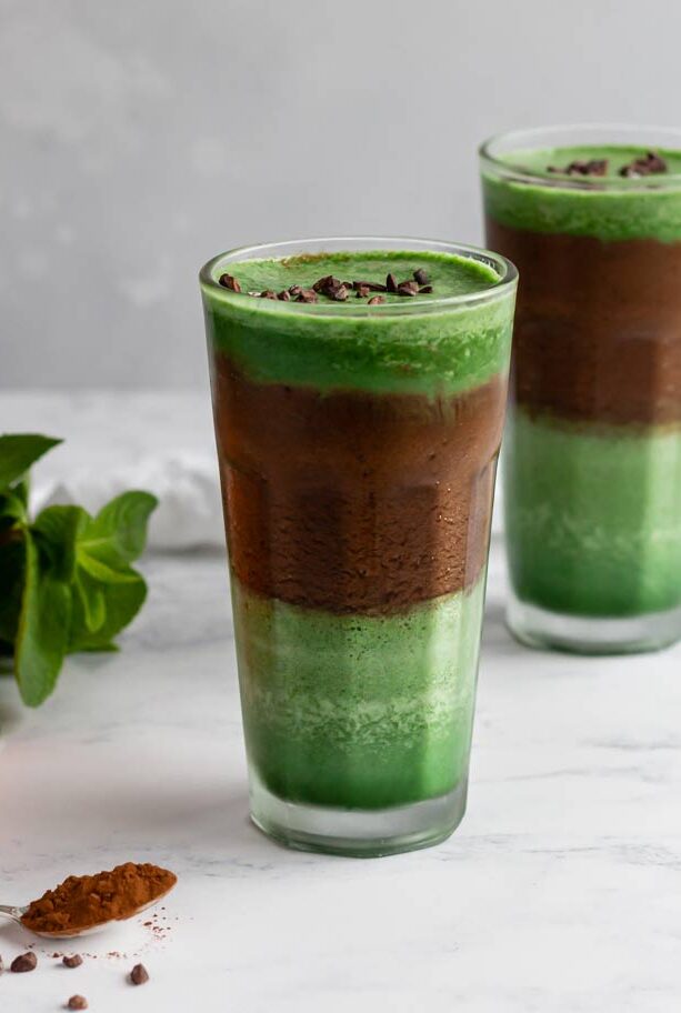 mint choc chip smoothie in 2 glasses