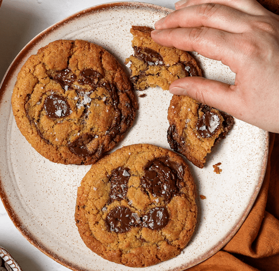 Easy Tahini Chocolate Chip Cookies